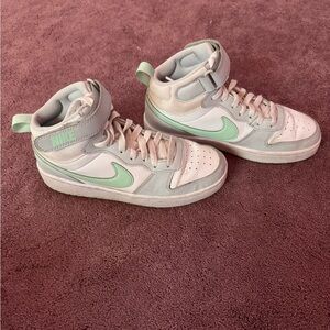 Nike White and Gray Sneakers